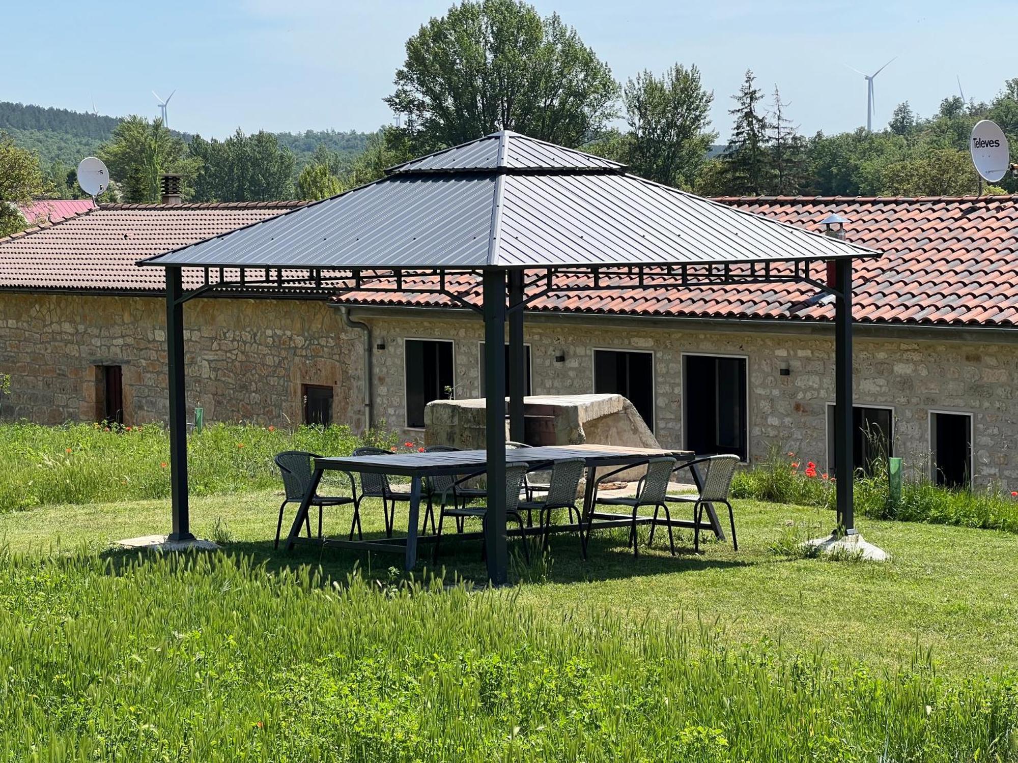 El Pecu Casa Rural Starfamiliar Bustillo Del Paramo Extérieur photo